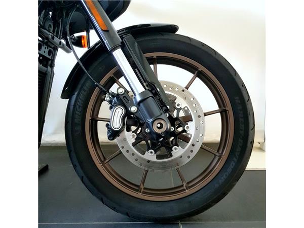 HARLEY-DAVIDSON LOW RIDER ST