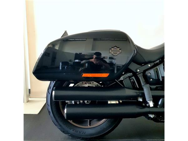 HARLEY-DAVIDSON LOW RIDER ST
