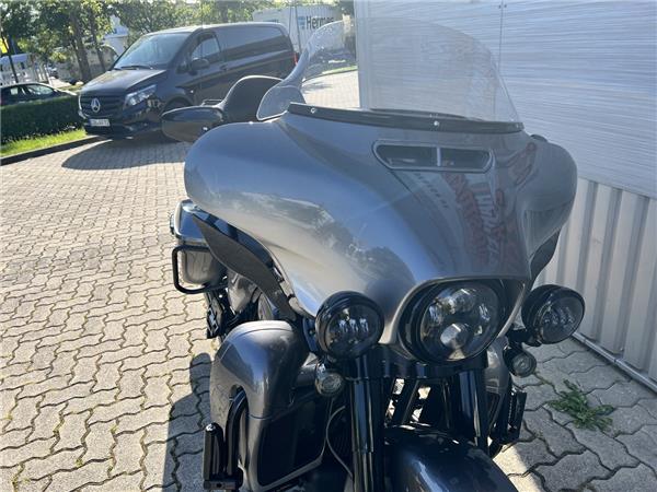 FLHTKSE CVO Limited 