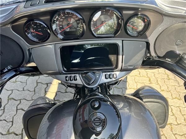 FLHTKSE CVO Limited 