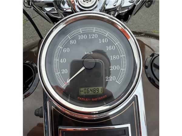 2012 HARLEY-DAVIDSON ROAD KING