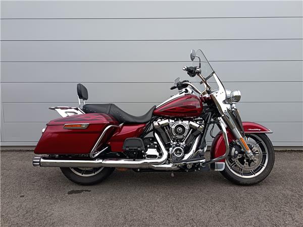 2017 HARLEY-DAVIDSON ROAD KING