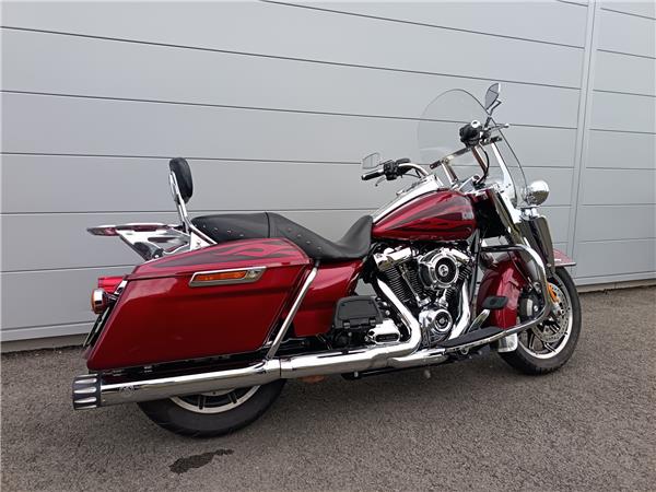 2017 HARLEY-DAVIDSON ROAD KING