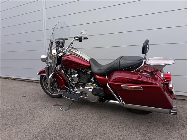 2017 HARLEY-DAVIDSON ROAD KING