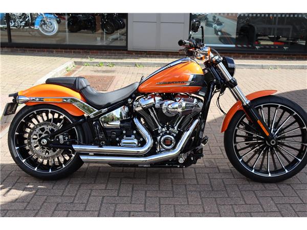 2024 HARLEY-DAVIDSON BREAKOUT 117 