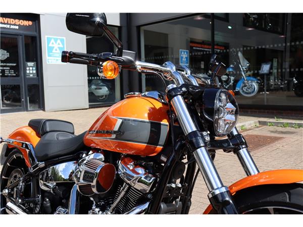 2024 HARLEY-DAVIDSON BREAKOUT 117 