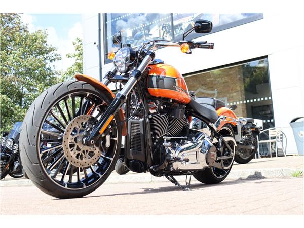 2024 HARLEY-DAVIDSON BREAKOUT 117 