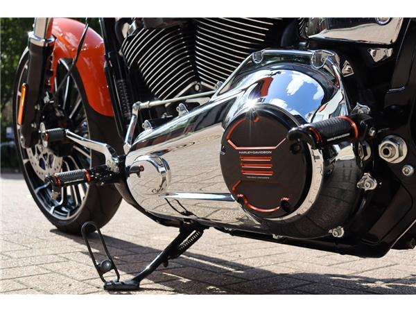 2024 HARLEY-DAVIDSON BREAKOUT 117 