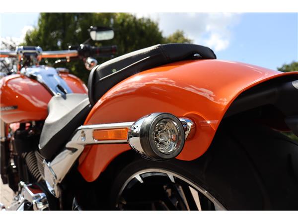 2024 HARLEY-DAVIDSON BREAKOUT 117 