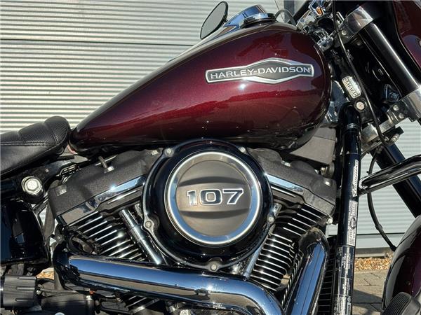 2019 HARLEY-DAVIDSON SOFTAIL FLSB SPORT GLIDE