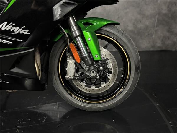 2025 KAWASAKI NINJA 1100 SX SE