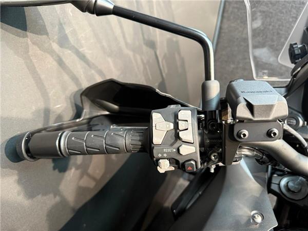 2025 Kawasaki Versys 1100