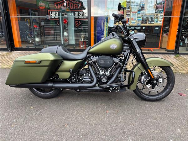 2022 HARLEY-DAVIDSON TOURING FLHRXS ROAD KING SPECIAL