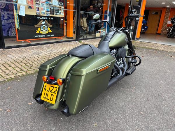 2022 HARLEY-DAVIDSON TOURING FLHRXS ROAD KING SPECIAL