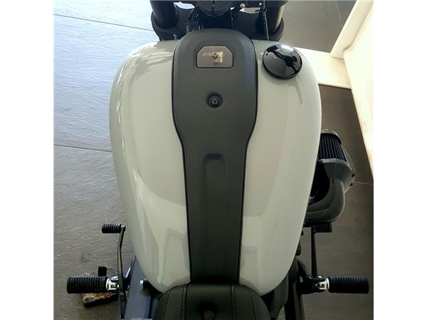 HARLEY-DAVIDSON LOW RIDER S