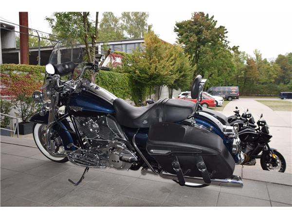 FLHRC Road King Classic