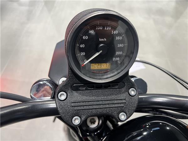 2011 HARLEY-DAVIDSON SPORTSTER 883
