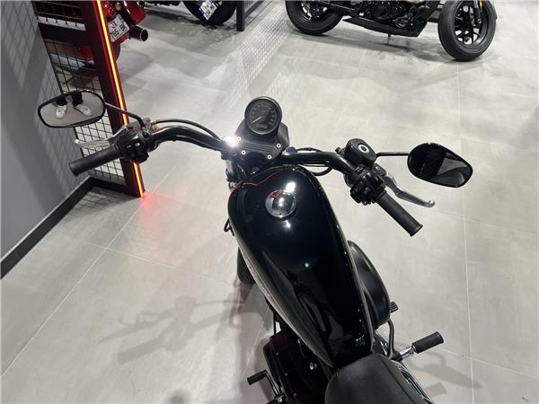 2011 HARLEY-DAVIDSON SPORTSTER 883