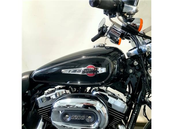 HARLEY DAVIDSON XL 1200 C