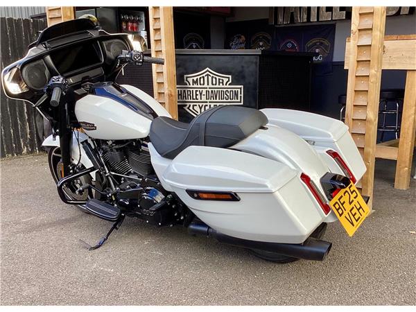 2025 Harley-Davidson Touring