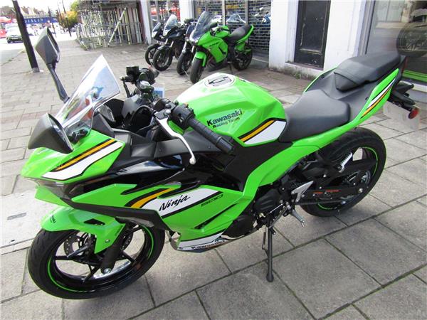 2025 Kawasaki Ninja 500