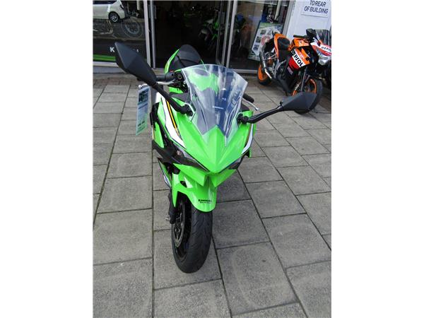 2025 Kawasaki Ninja 500