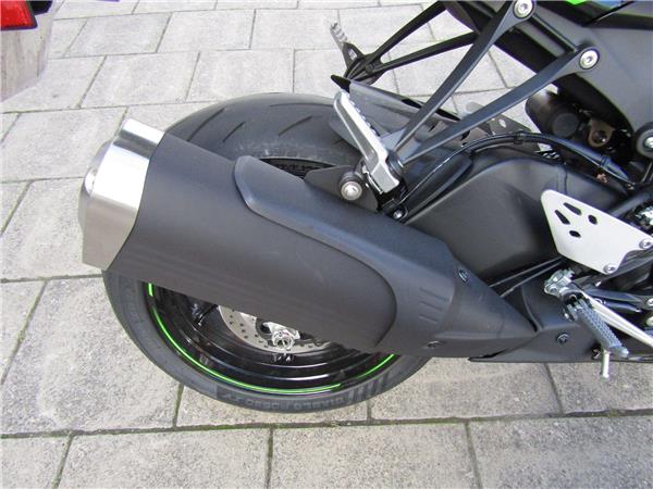2025 Kawasaki Ninja ZX-6R