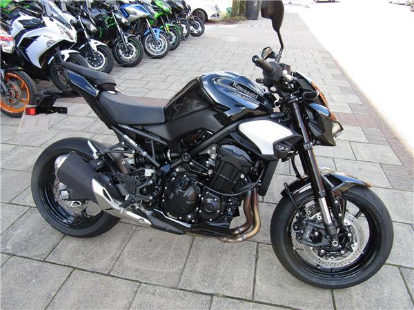 2025 Kawasaki Z900