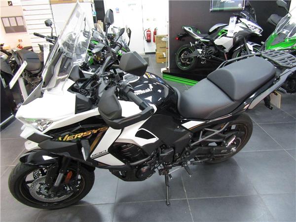 2025 Kawasaki Versys 1100