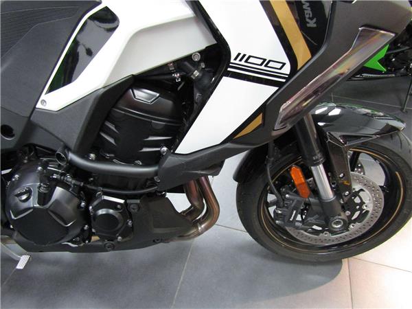 2025 Kawasaki Versys 1100