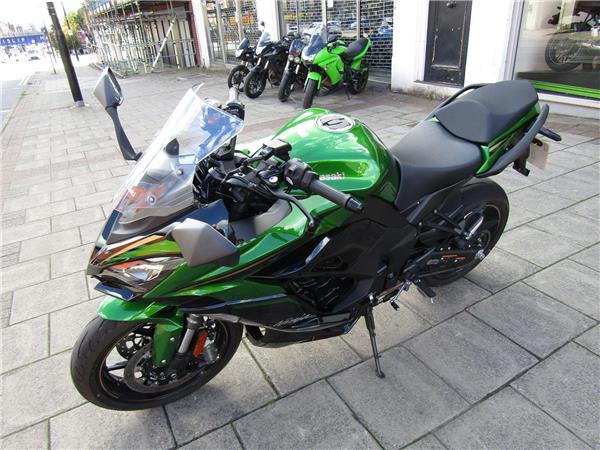 2025 Kawasaki Ninja 1100SX