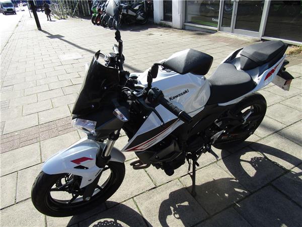 2024 Kawasaki Z400