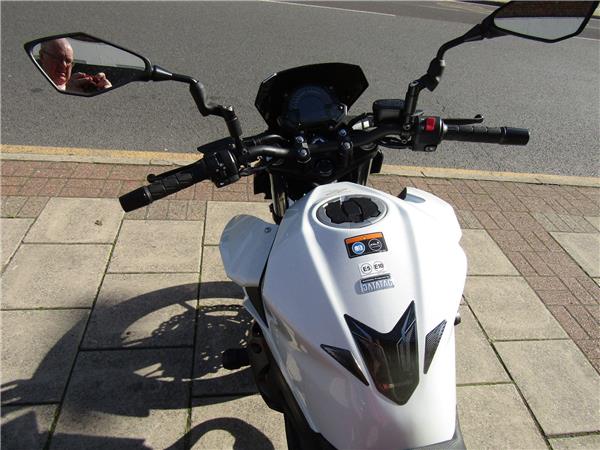 2024 Kawasaki Z400