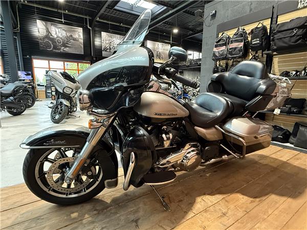 2018 HARLEY-DAVIDSON ELECTRA GLIDE