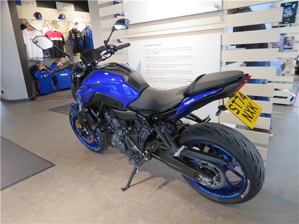 YAMAHA MT-07