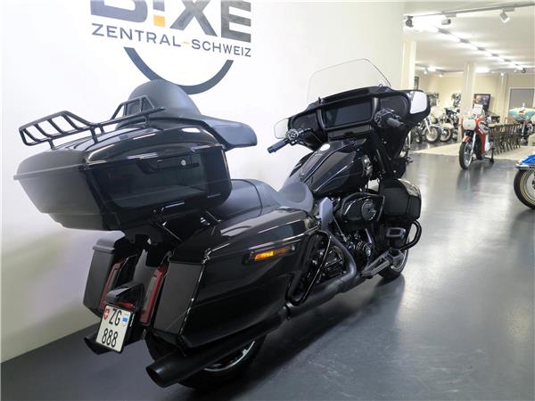 2025 harley-davidson FLHXU Street Glide Ultra 117