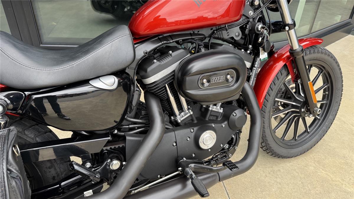 2013 harley-davidson XL 883 N Sportster Iron