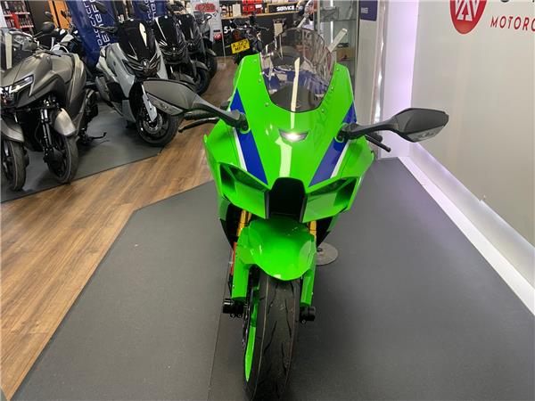 2024 Kawasaki NINJA ZX-10R 40TH ANNIVERSARY EDITION