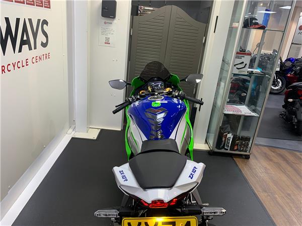 2024 Kawasaki NINJA ZX-10R 40TH ANNIVERSARY EDITION