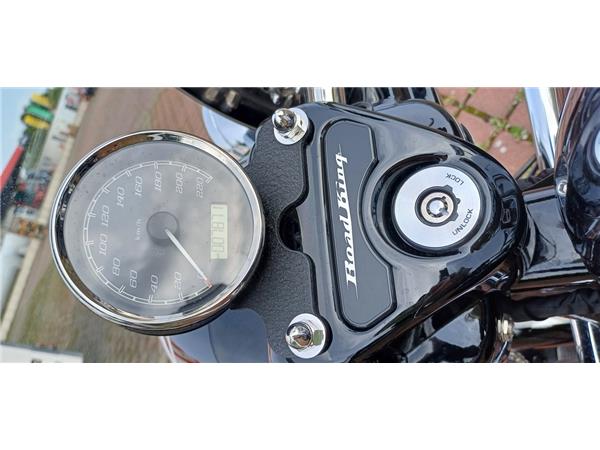 FLHP Police Road King 