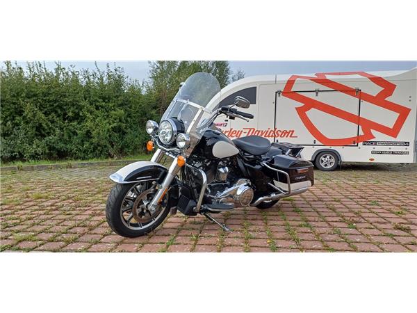 FLHP Police Road King 