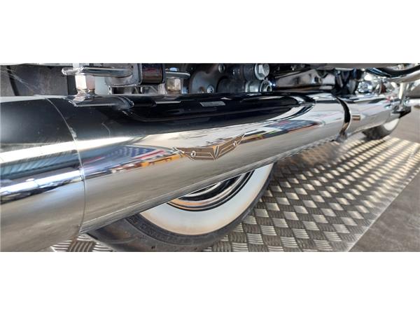 FLHRC ROAD KING CLASSIC 