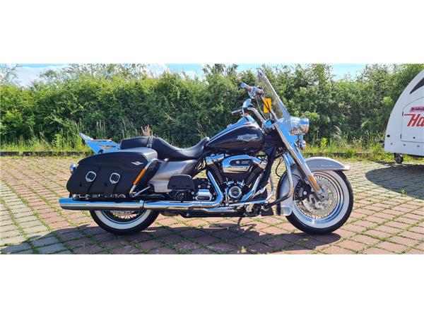 FLHRC Road King Classic 