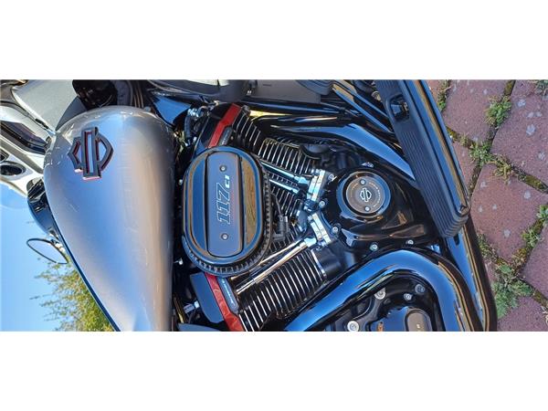 FLHTKSE CVO ULTRA LIMITED 