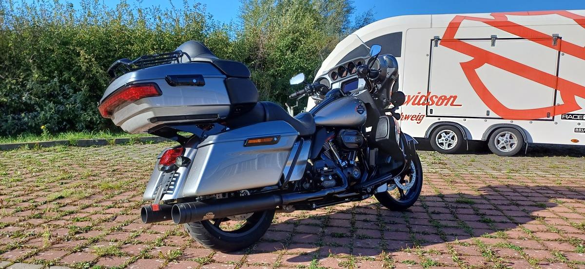 FLHTKSE CVO ULTRA LIMITED 