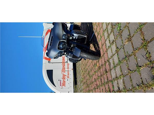 FLHTKSE CVO ULTRA LIMITED 