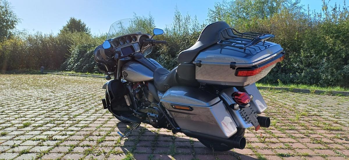 FLHTKSE CVO ULTRA LIMITED 