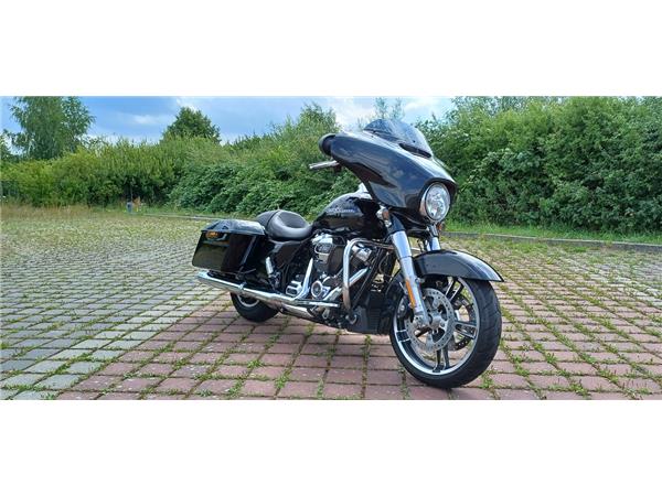 FLHXS STREET GLIDE SPECIAL 