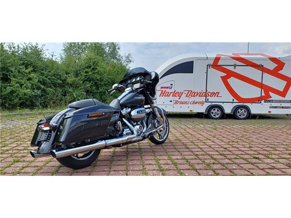 FLHXS STREET GLIDE SPECIAL 