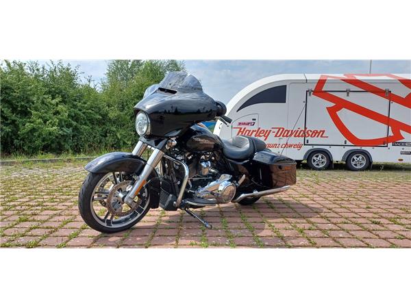 FLHXS STREET GLIDE SPECIAL 